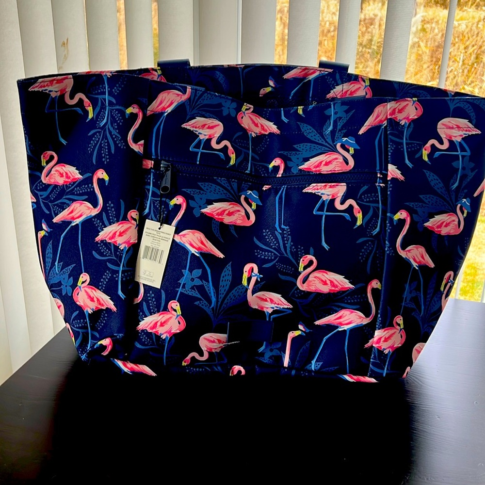 Vera Bradley Flamingo Tote bag.